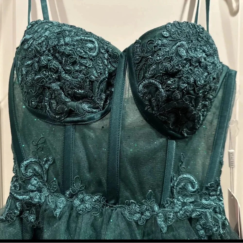 Stacees A-line Sweetheart Tulle Dress Dk Green Sz 6 (see measurement) Homecoming - Picture 3 of 15